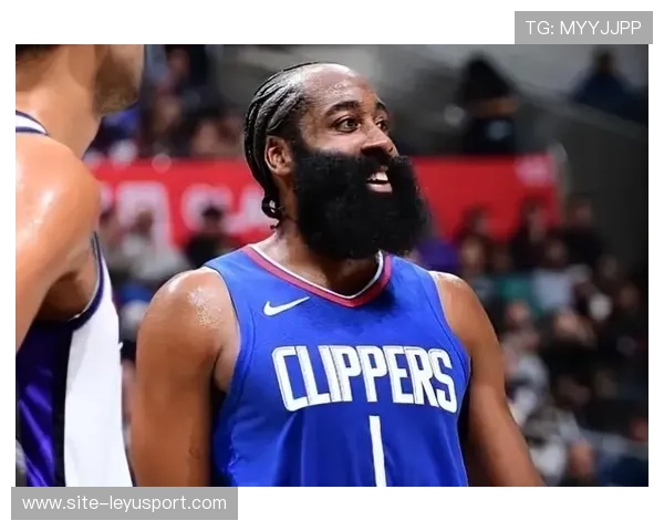 哈登聪明传球制造空间,快船再度引爆全场 哈登聪明传球制造空间,快船再度引爆全场